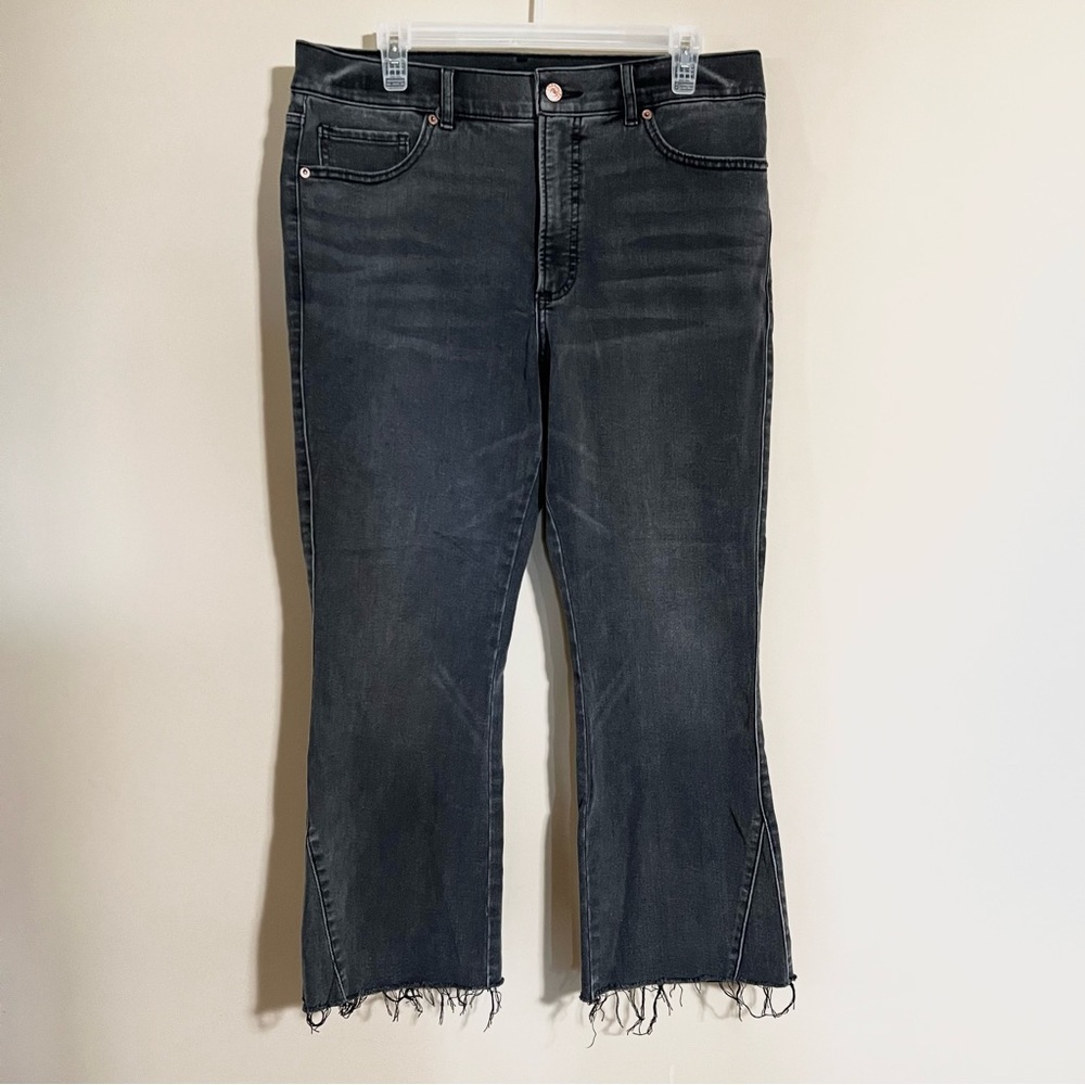 EXPRESS High Rise Cropped Flare Jeans in Black/Gray